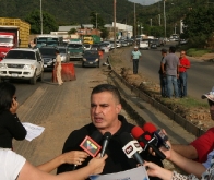 Gobernación realiza recuperación de la  vialidad cercana al hospital Dr Luis Razetti