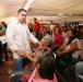 Tarek realizó nueva entrega masiva de ayudas sociales del año 2011