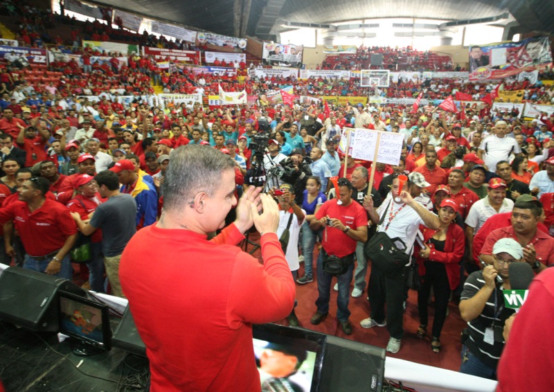 Trabajadores de Anzoátegui demuestran su apoyo contundente a reelección de Chávez