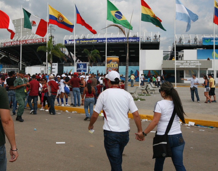 Gobernación habilitó estacionamientos y rutas populares para partido Venezuela – Chile 