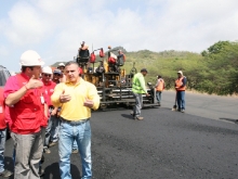 Gobernación gestiona proyectos viales y de  electrificación en Anzoátegui 