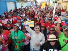 Polo Patriótico marchó en apoyo a Chávez 