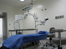 Gobernador Tarek entrega área de oftalmología 