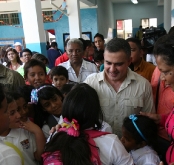 Ejecutivo regional realiza mejoras en Colegio Bolivariano “Ángel Celestino Bello” 