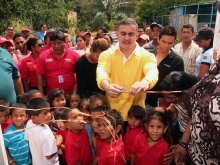 Tarek inauguró escuela en El Rincón 